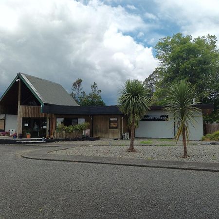 Tongariro Junction Hotel Turangi Exterior photo